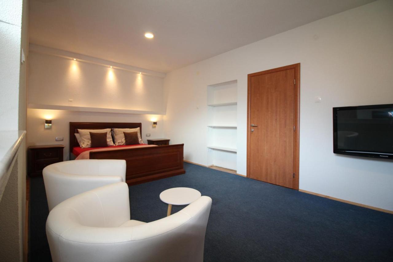 Apartment City Centre Free Parking 1&2 Floor Makarska Extérieur photo